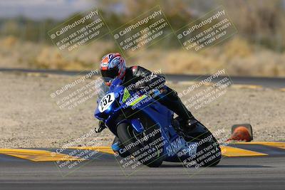 media/Dec-17-2022-SoCal Trackdays (Sat) [[224abd9271]]/Turn 7 Set 1 (1125am)/